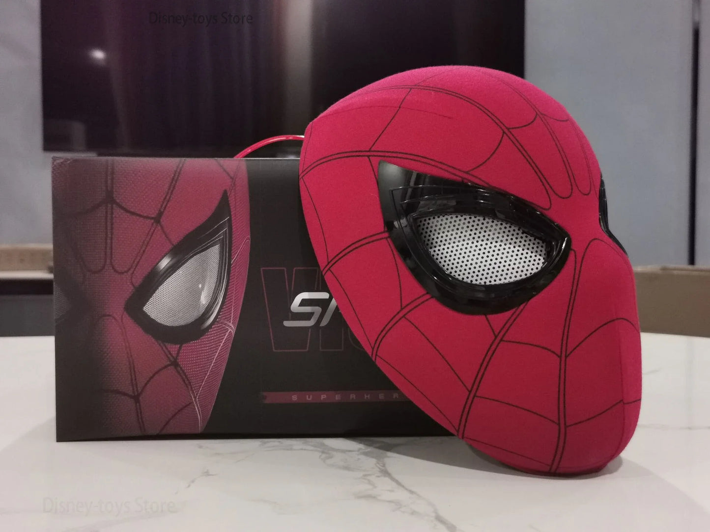 Spiderman Amazing Mask With Eyes Lights