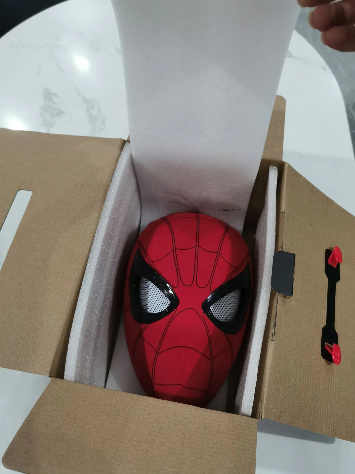 Spiderman Amazing Mask With Eyes Lights