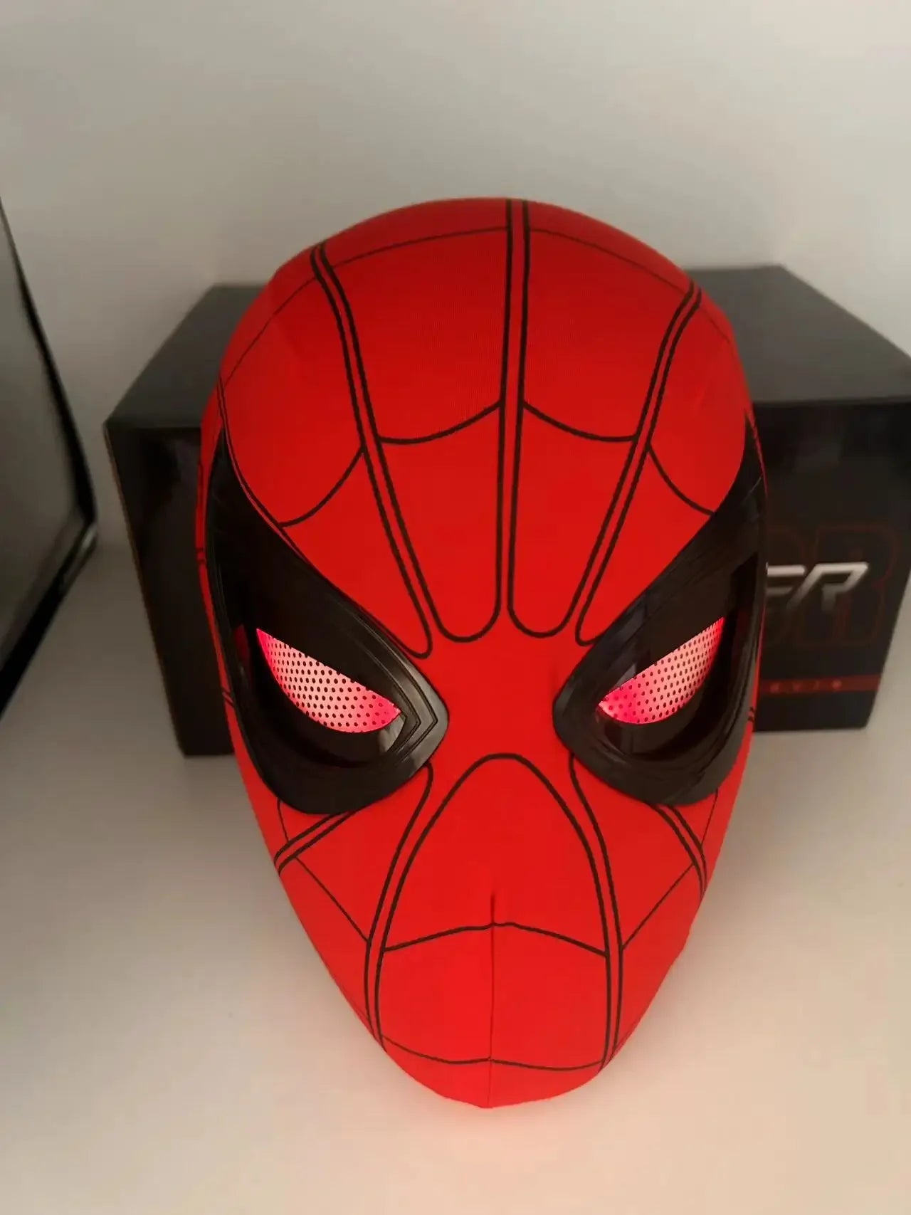 Spiderman Amazing Mask With Eyes Lights